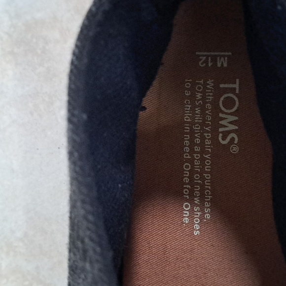 TOMS men's shoes size 12 - Picture 5 of 7
